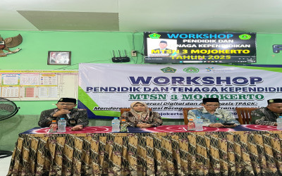 MTsN 3 Mojokerto Gelar Workshop GTK Bertema Literasi Digital dan AI Berbasis TPACK